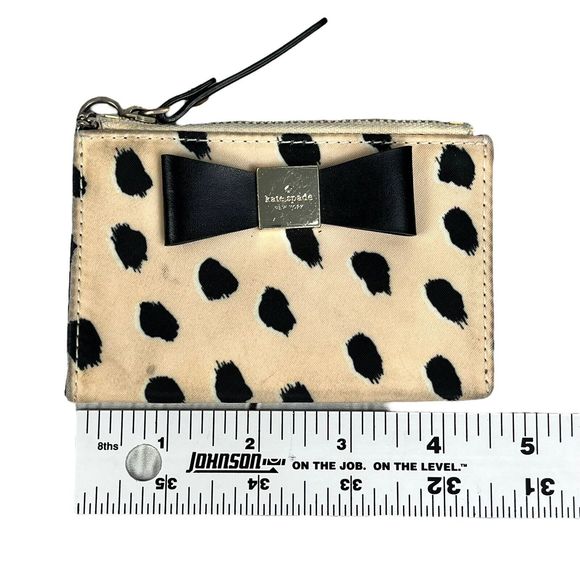 Kate Spade Canvas Wristlet Clutch Cream & Black Coin Purse Zipper 4.5” x 3” - Picture 8 of 9